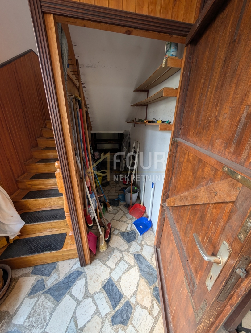 Hiša Crikvenica, 435m2