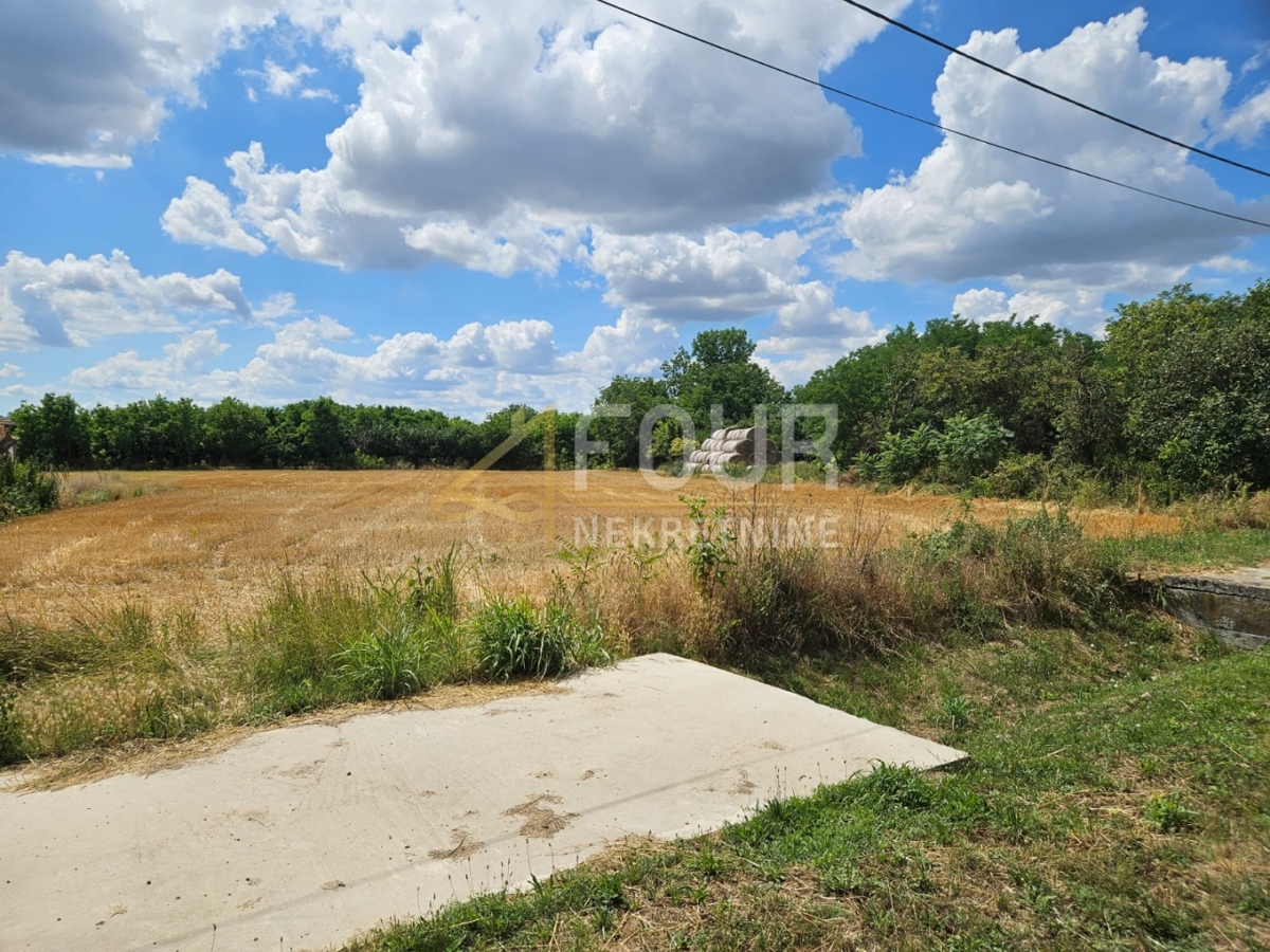 Hiša Branjina, Popovac, 540m2