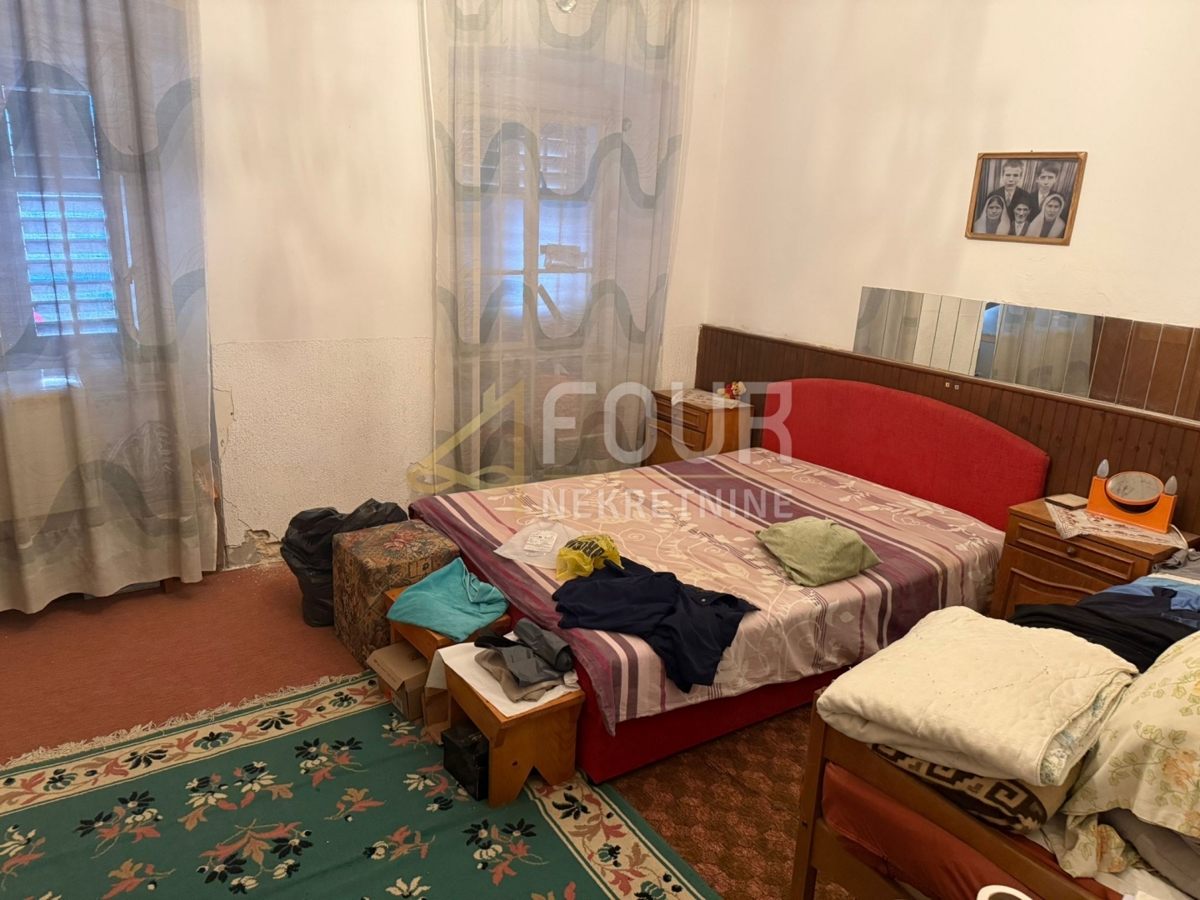 Stanovanje Centar, Pula, 28,58m2