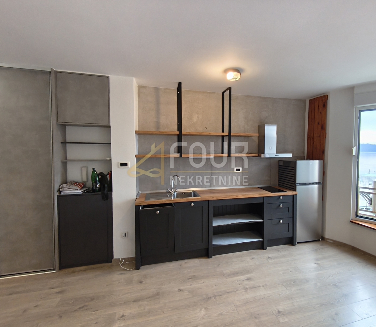 Reka, Turnić, 37,40m2, garsonjera, pogled na morje