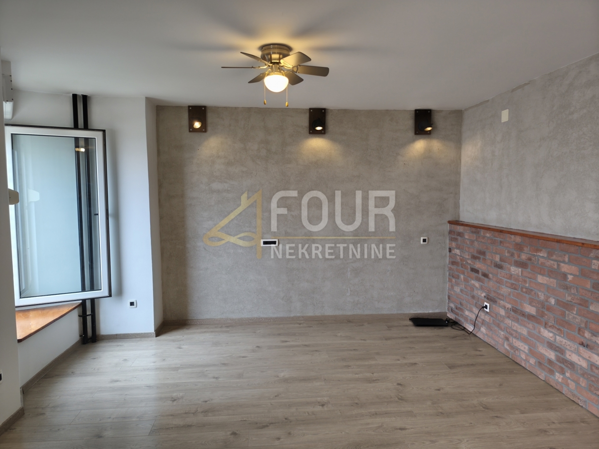 Reka, Turnić, 37,40m2, garsonjera, pogled na morje