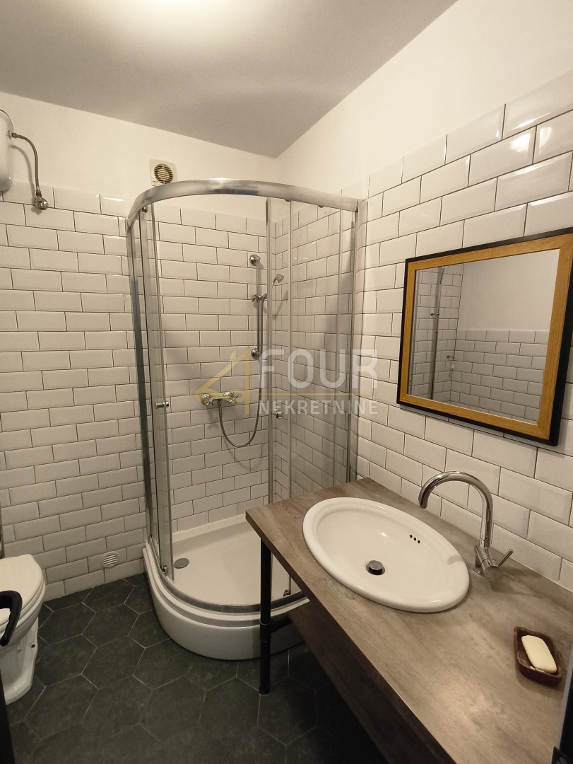 Reka, Turnić, 37,40m2, garsonjera, pogled na morje