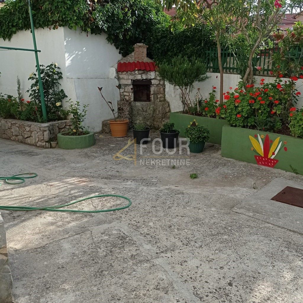Hiša Mali Lošinj, 360m2