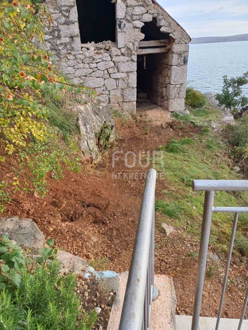 Hiša Karlobag, 155,50m2