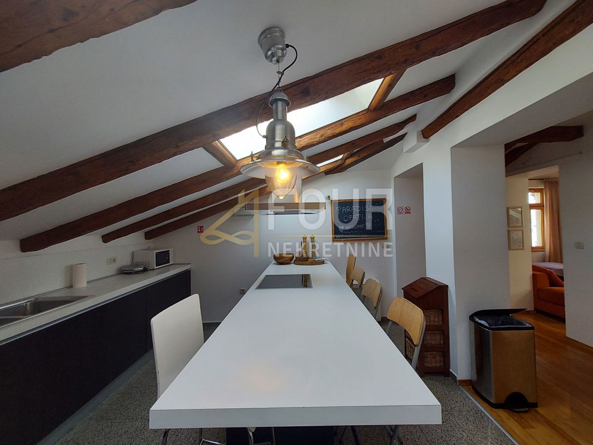 Stanovanje Opatija - Centar, Opatija, 121,93m2