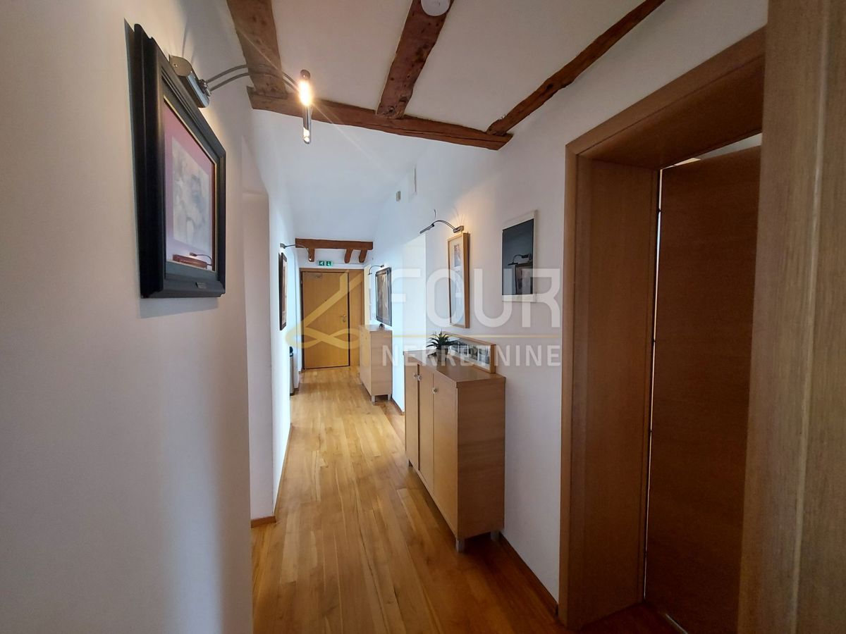Stanovanje Opatija - Centar, Opatija, 121,93m2