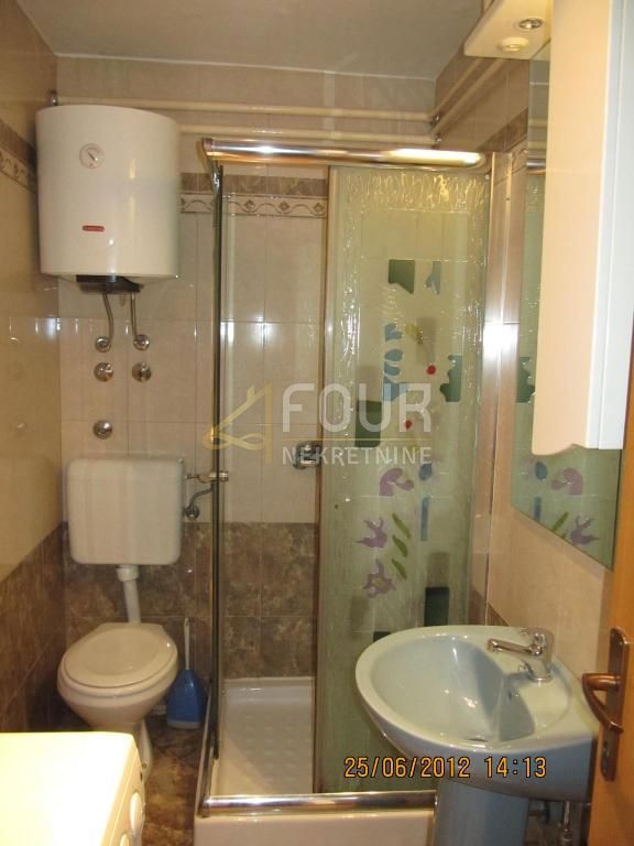 Stanovanje Centar, Pula, 70m2