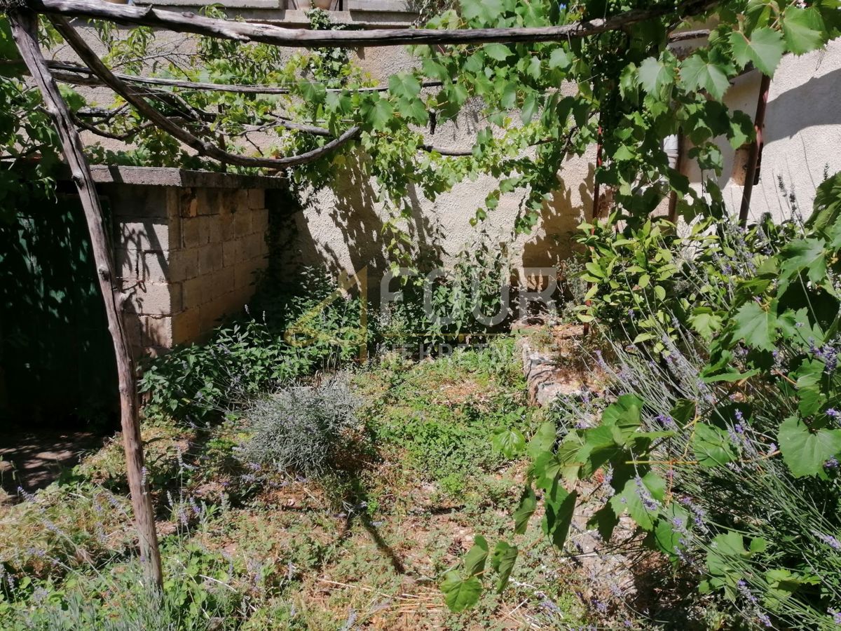 Hiša Risika, Vrbnik, 90m2