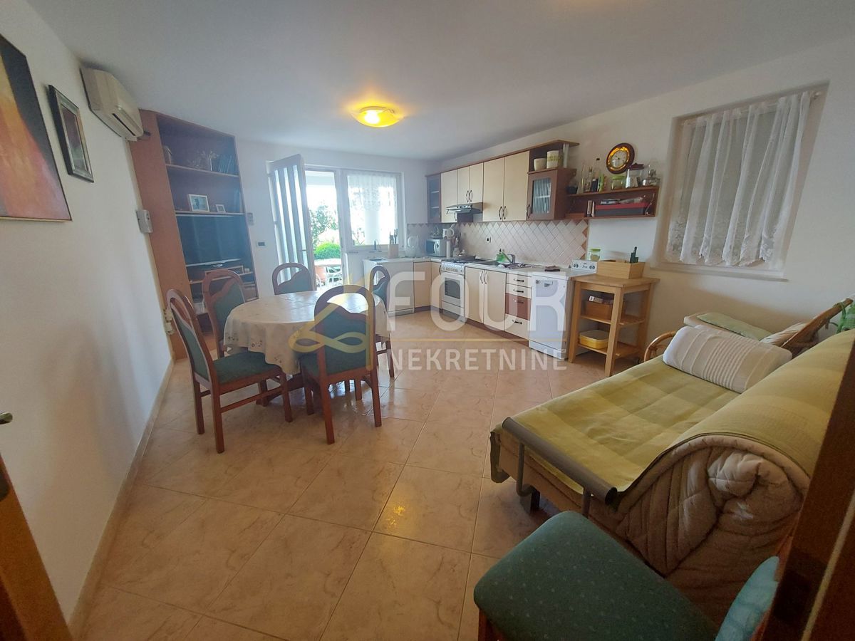 Hiša Novi Vinodolski, 180m2