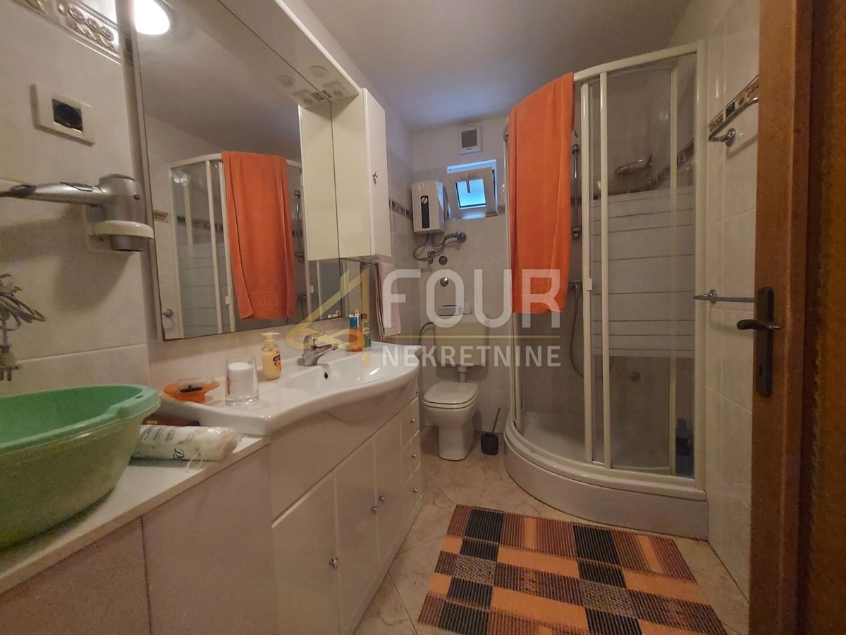 Hiša Novi Vinodolski, 180m2
