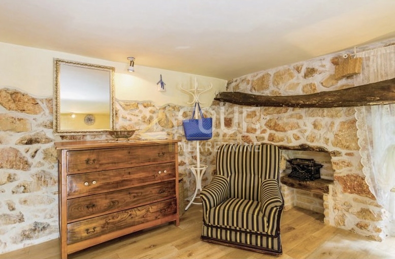 Hiša Šilo, Dobrinj, 170m2