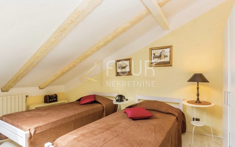 Hiša Šilo, Dobrinj, 170m2