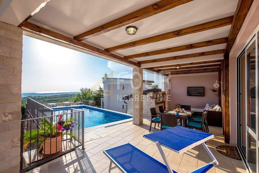 Hiša Jablanac, Senj, 213,23m2