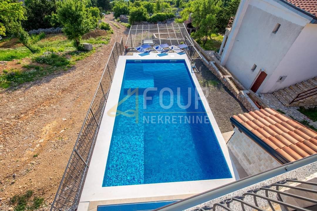 Hiša Jablanac, Senj, 213,23m2