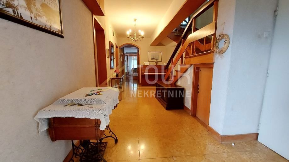 Hiša Selce, Crikvenica, 300m2