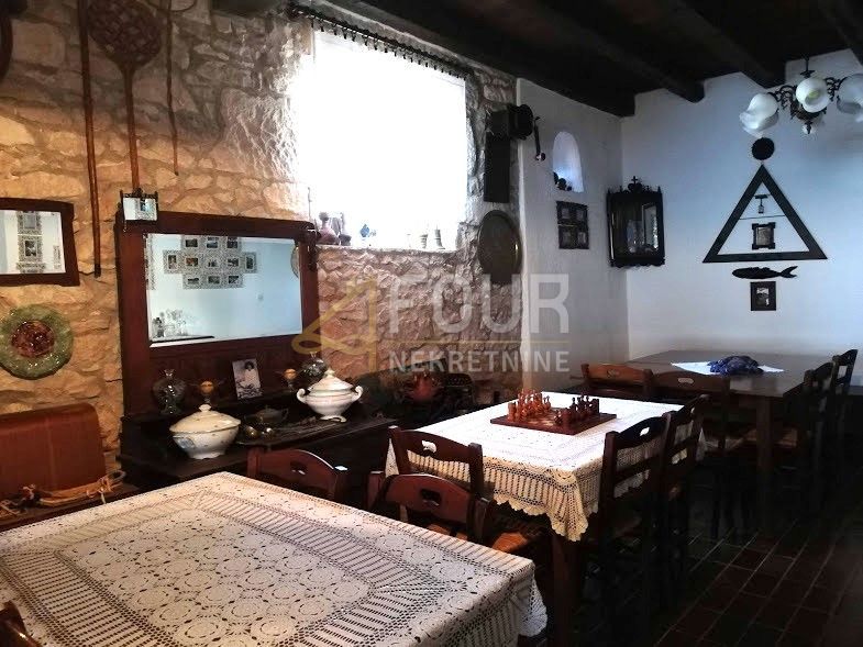 Hiša Mali Lošinj, 402m2
