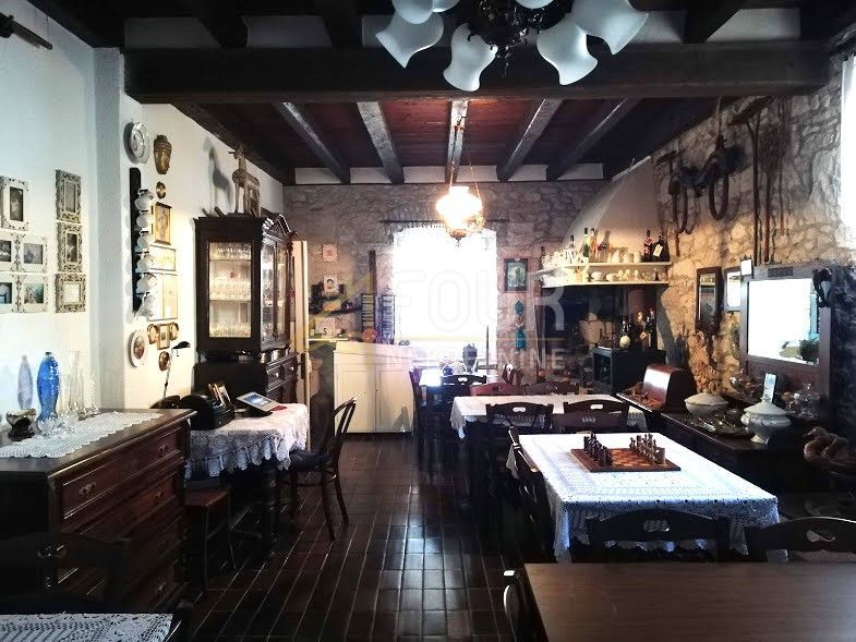 Hiša Mali Lošinj, 402m2