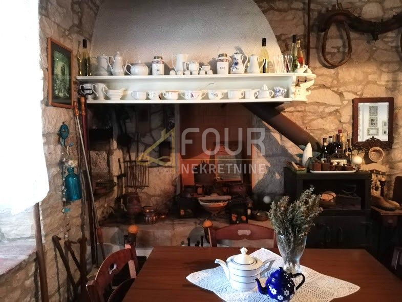Hiša Mali Lošinj, 402m2