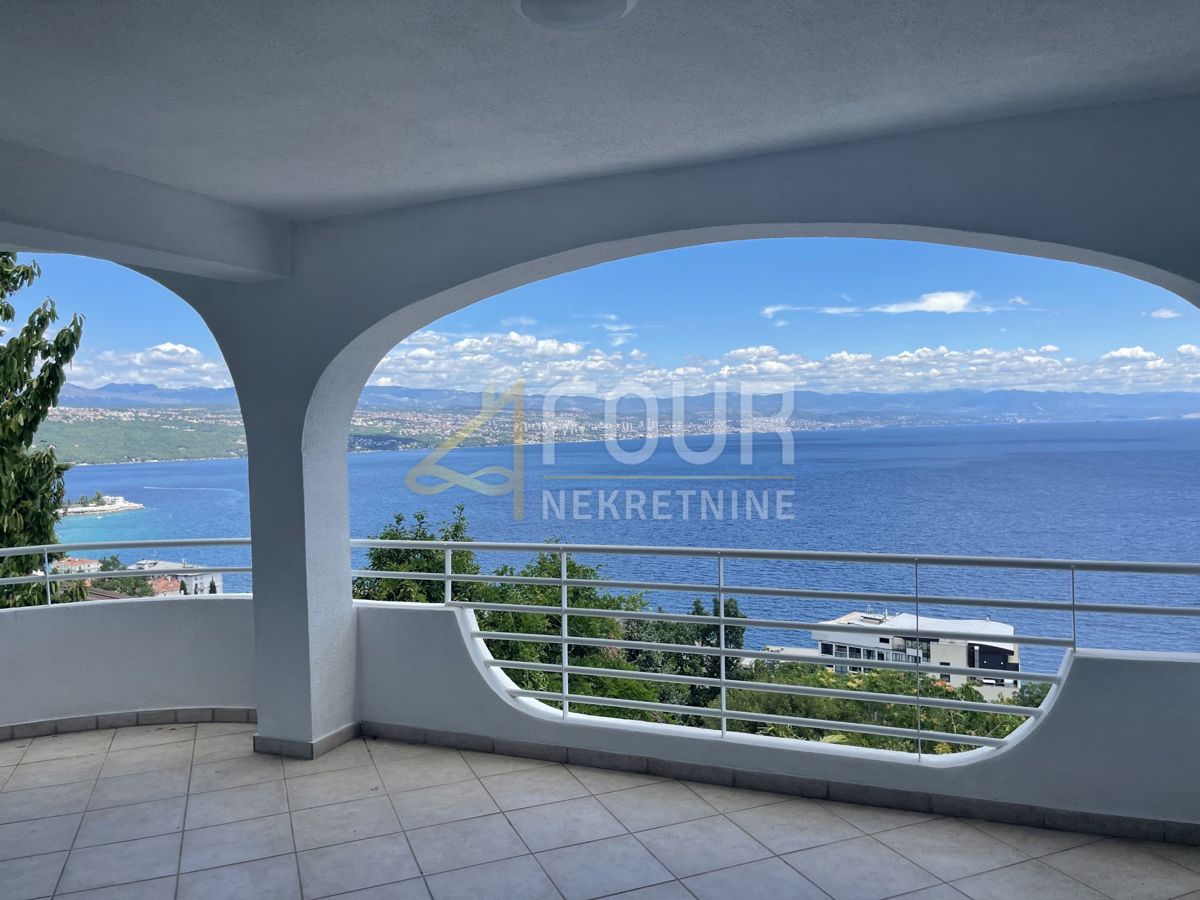 Stanovanje Opatija - Centar, Opatija, 170.45m2
