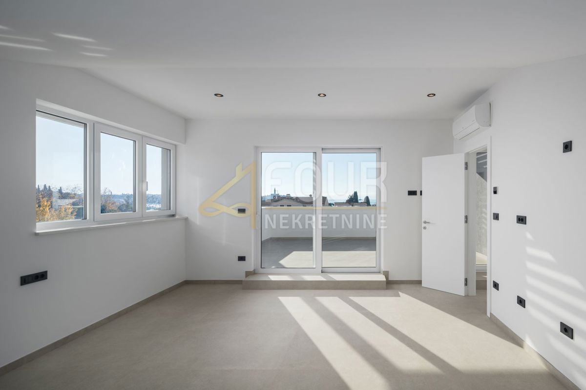 Stanovanje Rovinj, 209,64m2