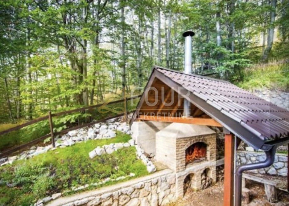 Hiša Jelenje, 155m2