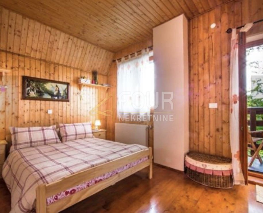 Hiša Jelenje, 155m2