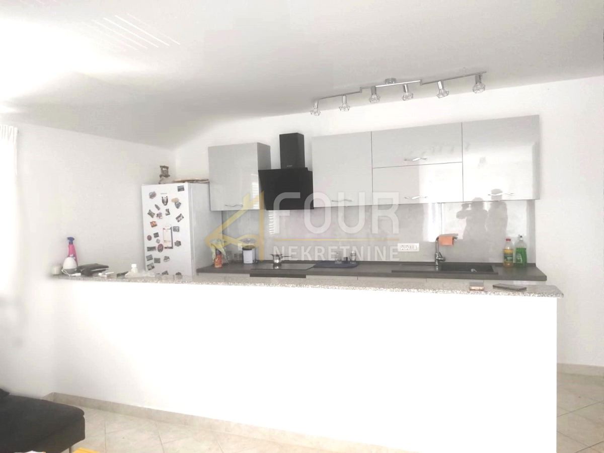 Stanovanje Senj, 95,90m2