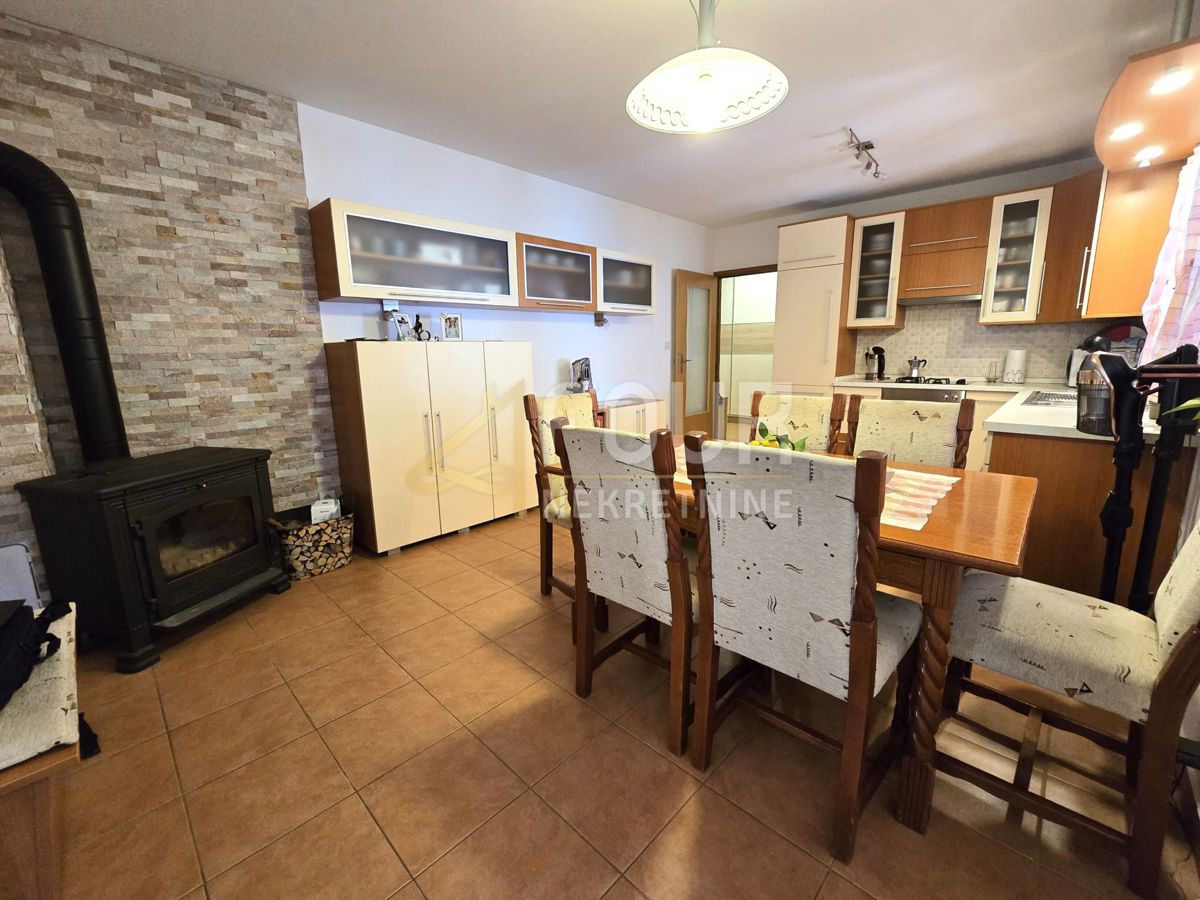 Stanovanje Cres, 69,39m2