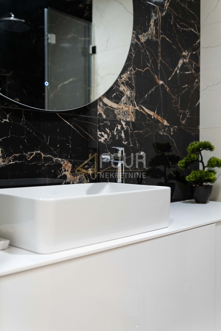 Stanovanje Ičići, Opatija - Okolica, 147m2