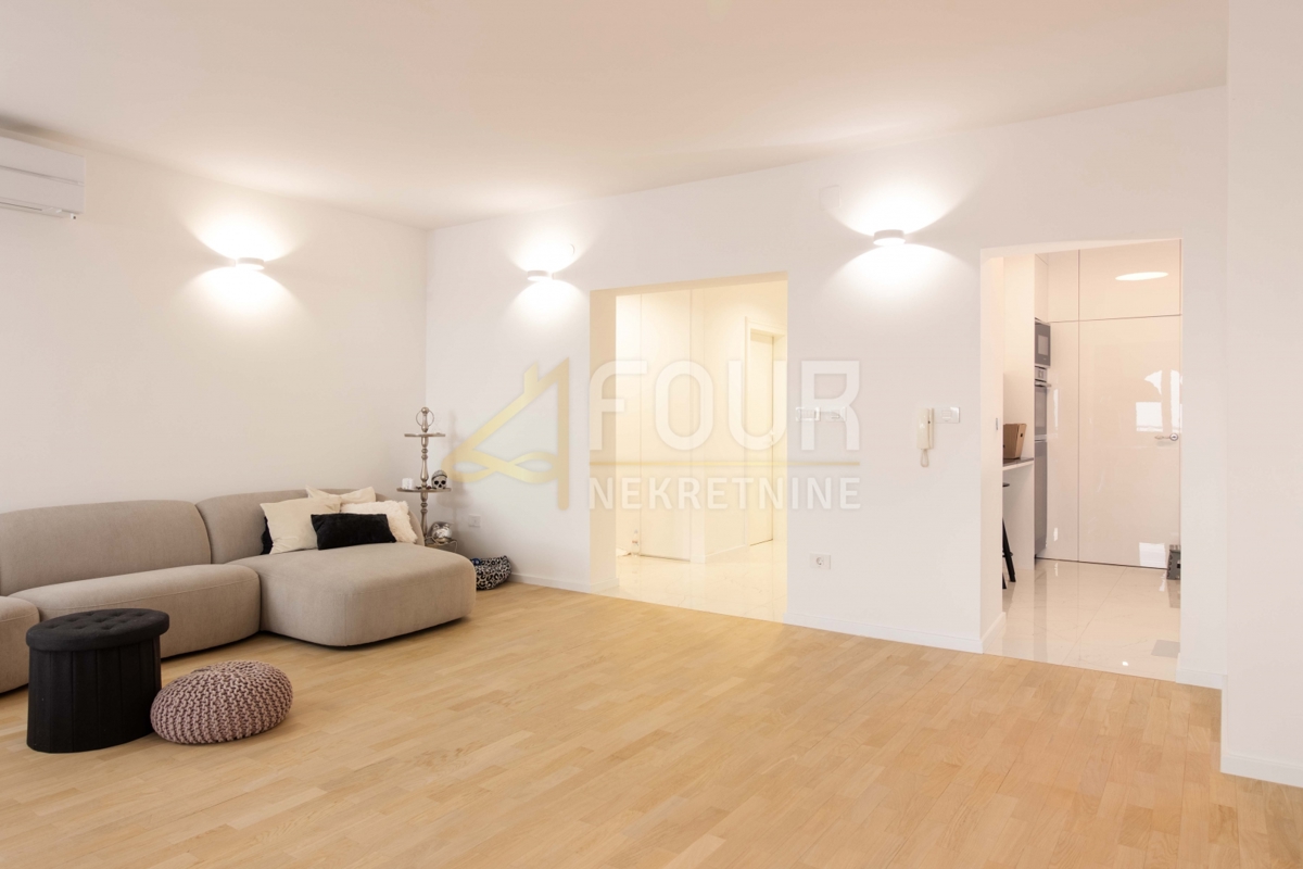 Stanovanje Ičići, Opatija - Okolica, 147m2