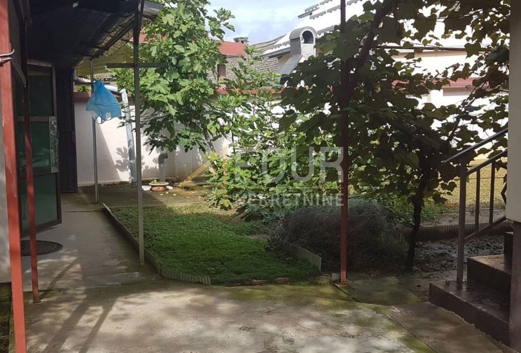 Hiša Petrijevci, 54m2
