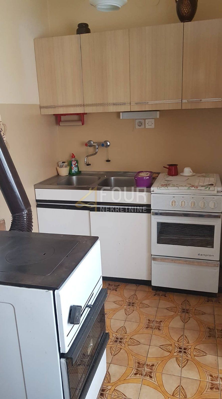 Hiša Petrijevci, 54m2