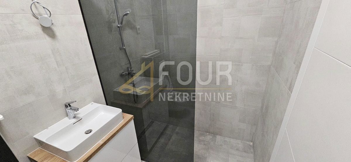 Stanovanje Centar, Velika Gorica, 141,91m2