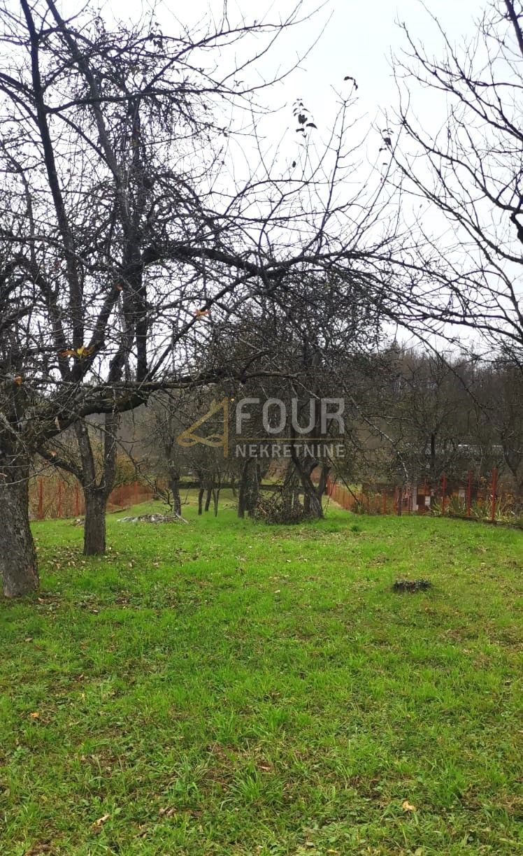 Hiša Tounj, 63m2