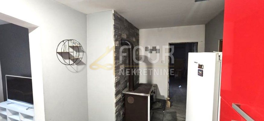 Hiša Moravice, Vrbovsko, 250m2