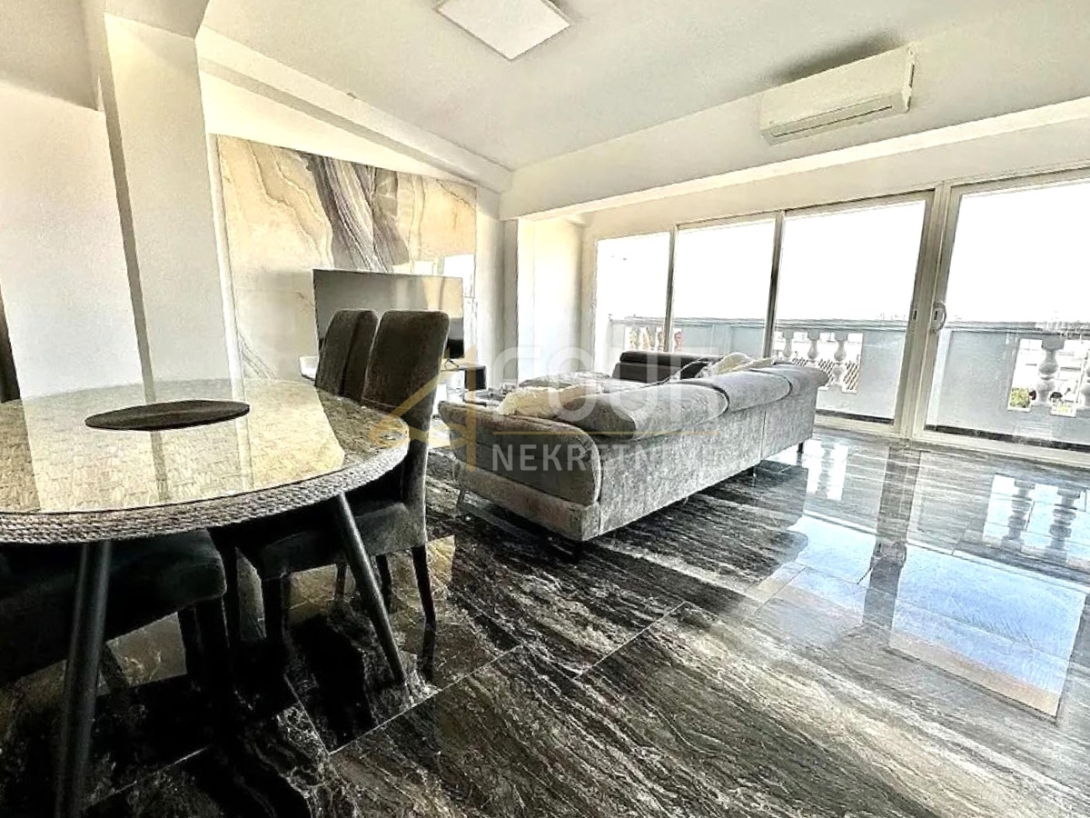 Zadar, moderno stanovanje z dvema balkonoma, 73,35 m2