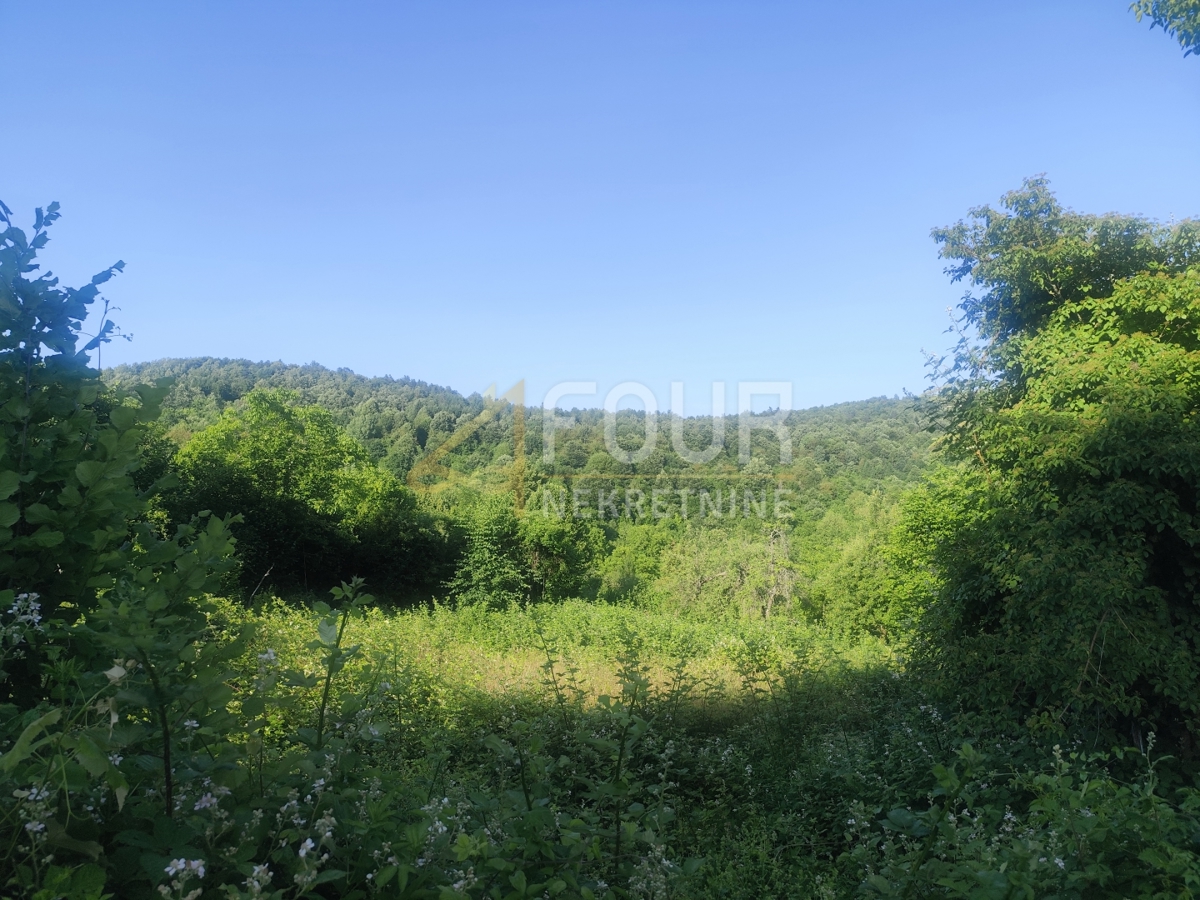 Zemljišče Lukovdol, Vrbovsko, 844m2