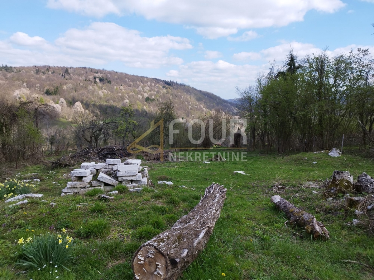 Zemljišče Lukovdol, Vrbovsko, 844m2