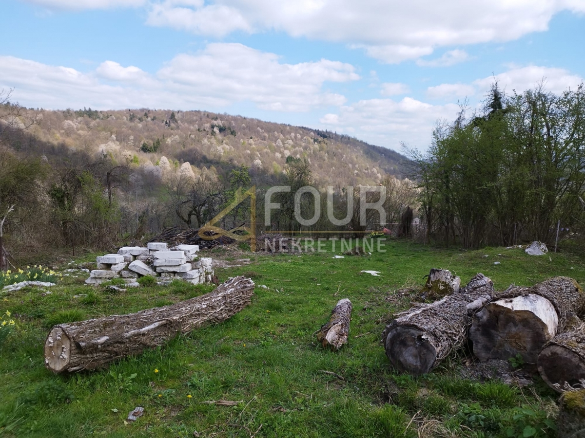 Zemljišče Lukovdol, Vrbovsko, 844m2