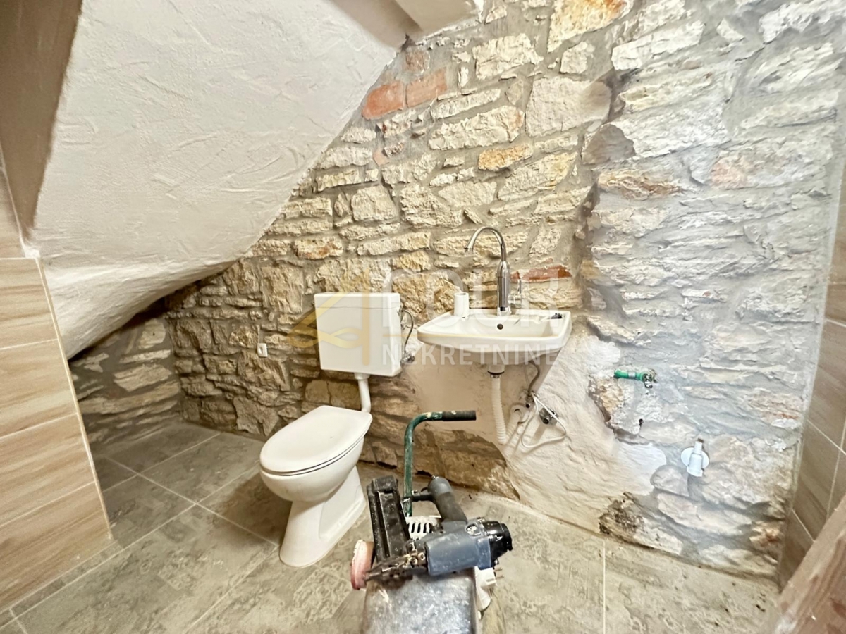 Hiša Monte Zaro, Pula, 251m2