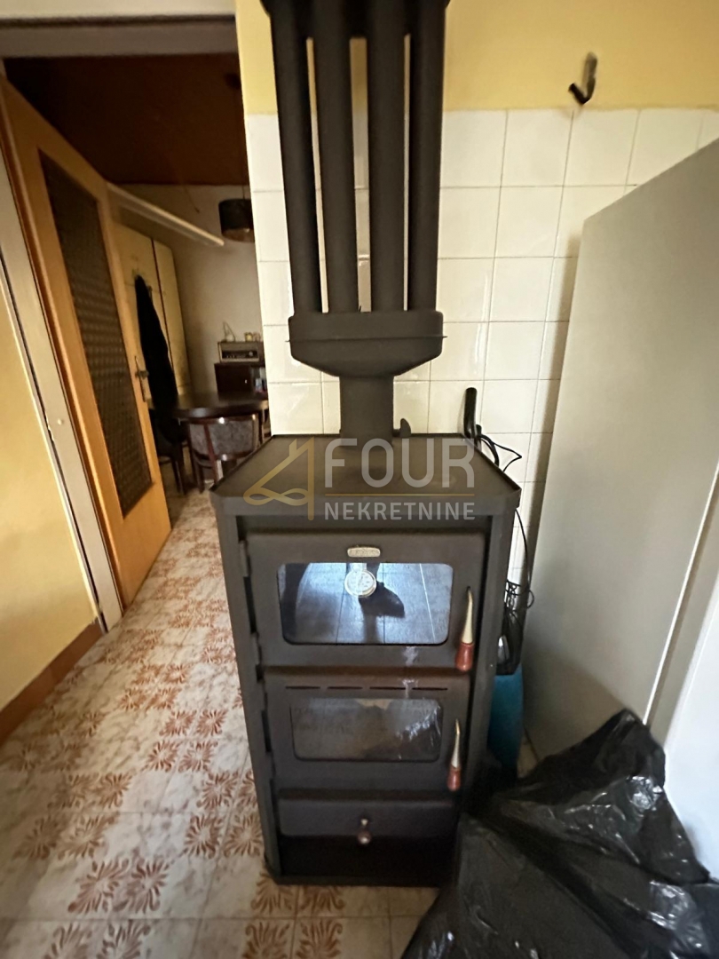 Hiša Monte Zaro, Pula, 251m2