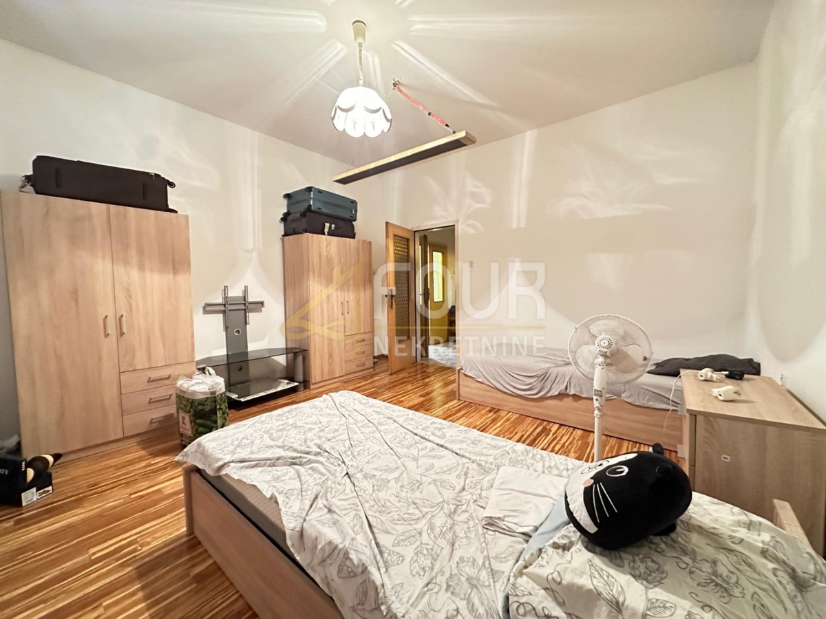 Hiša Monte Zaro, Pula, 251m2