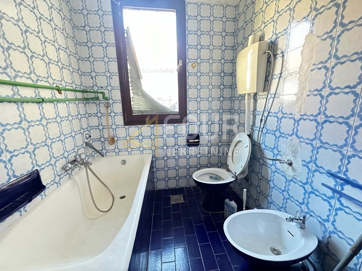 Hiša Monte Zaro, Pula, 251m2