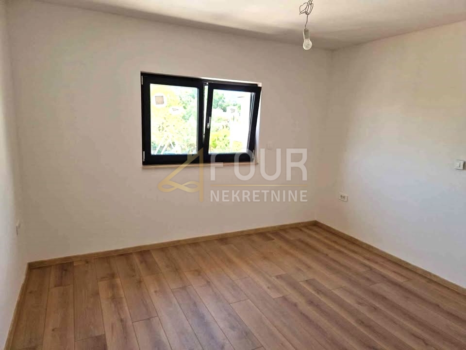 Hiša Svetvinčenat, 155m2