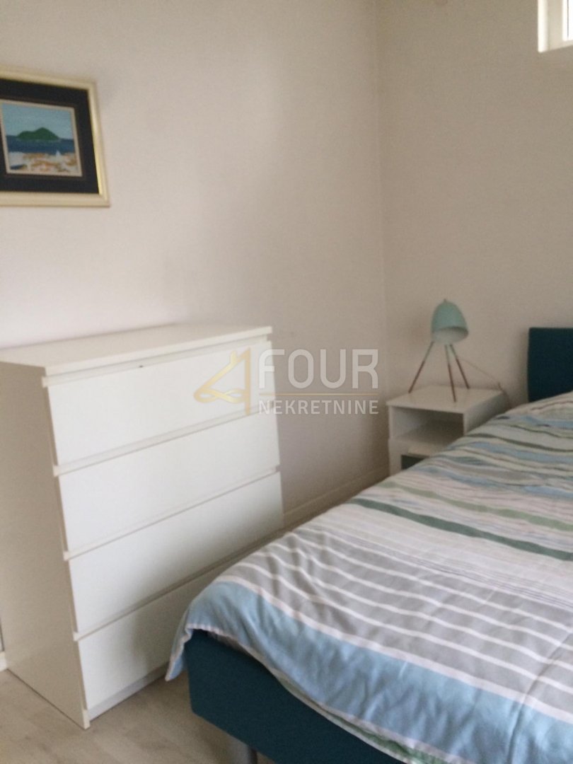 Hiša Žitnjak, Peščenica - Žitnjak, 70m2