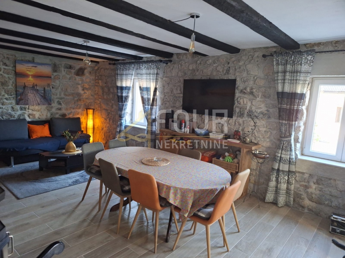 Hiša Vrbovsko, 140m2