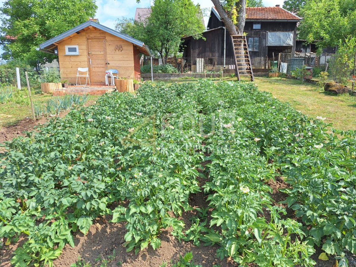 Hiša Vrbovsko, 140m2