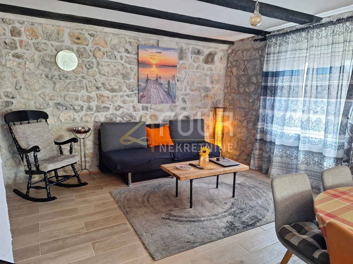 Hiša Vrbovsko, 140m2