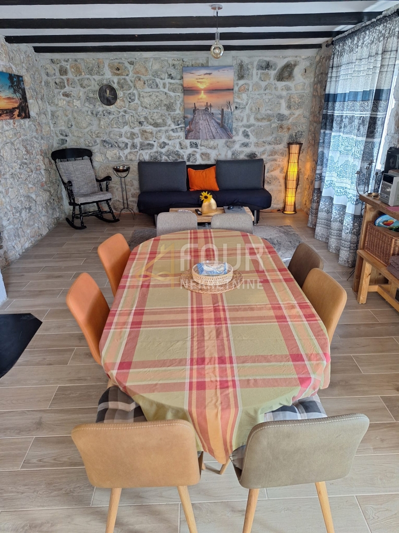 Hiša Vrbovsko, 140m2