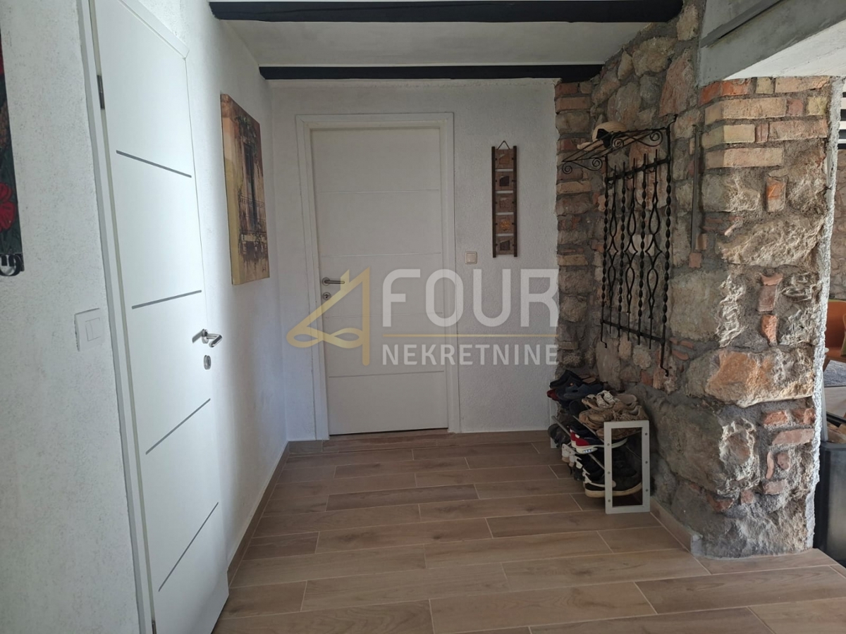 Hiša Vrbovsko, 140m2